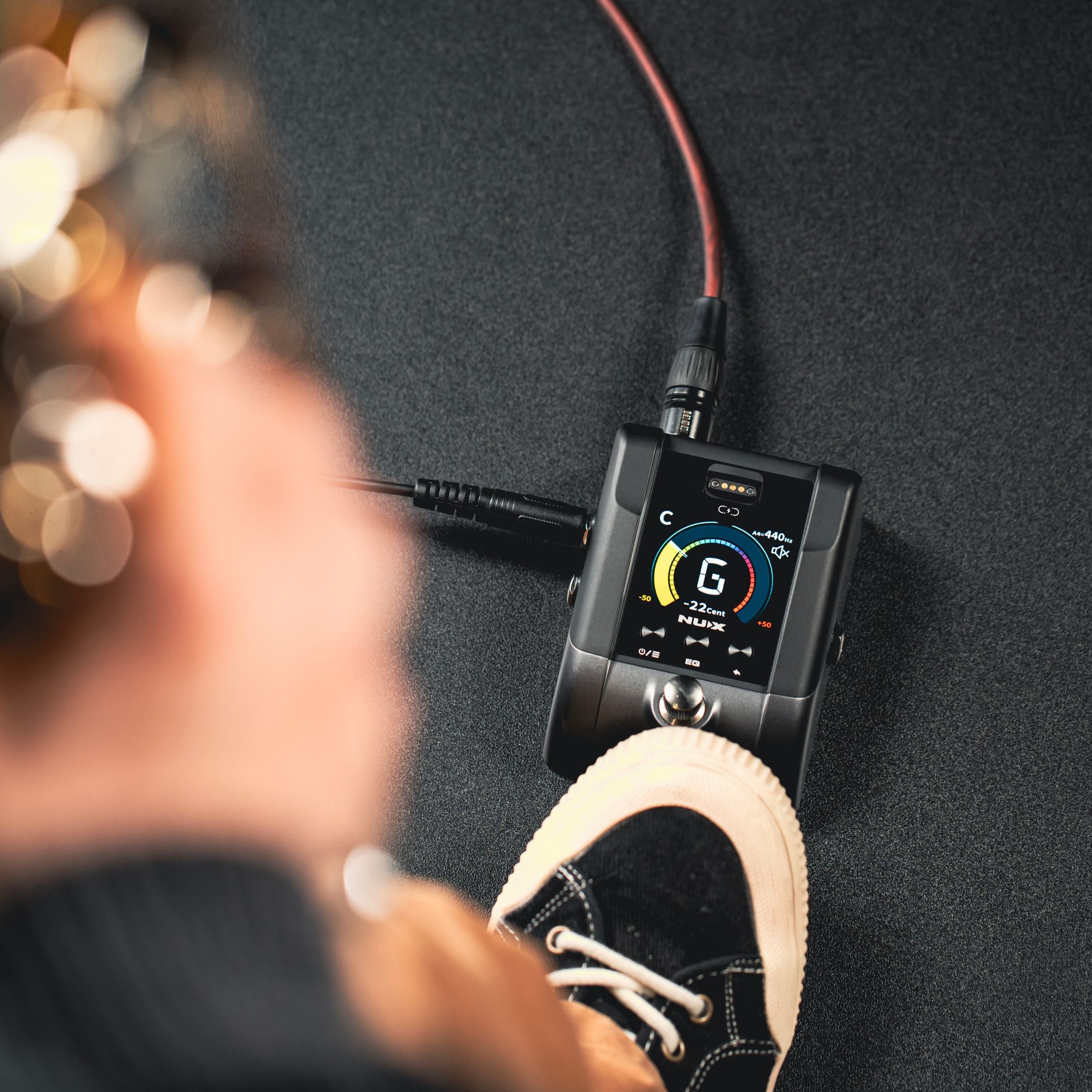 NUX B-6 PRO wireless microphone kit system for wind instrument and saxophone with pedal receiver showing different functionalities.