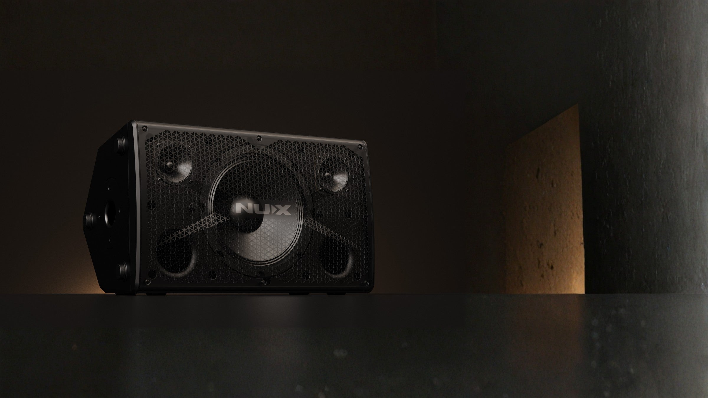 black nux busking 200fr amplifier on a dark background.