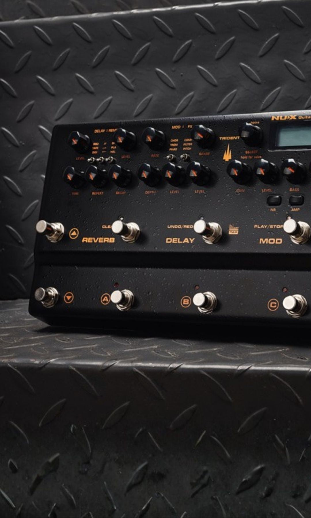 NUX Trident on a rough surface